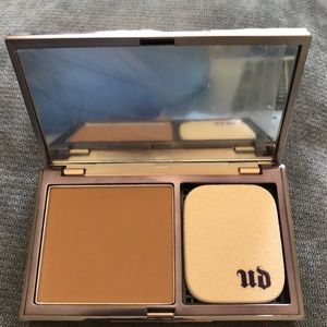 Asked skin powder foundation: medium dark neutral